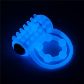 Голубое, светящееся в темноте виброкольцо Lumino Play Vibrating Penis Ring - Lovetoy - в Бийске купить с доставкой
