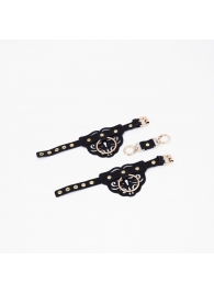 Черные кожаные наручники с клепками, кольцами и золотистой фурнитурой - Crazy Handmade - купить с доставкой в Бийске