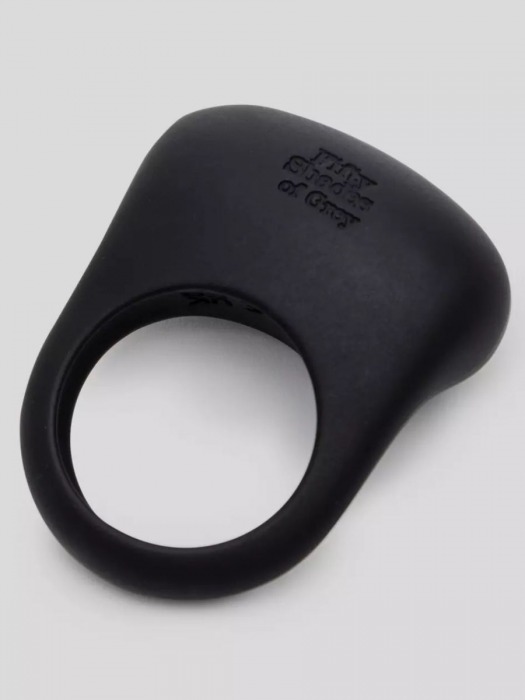 Черное эрекционное виброкольцо Sensation Rechargeable Vibrating Love Ring - Fifty Shades of Grey - в Бийске купить с доставкой